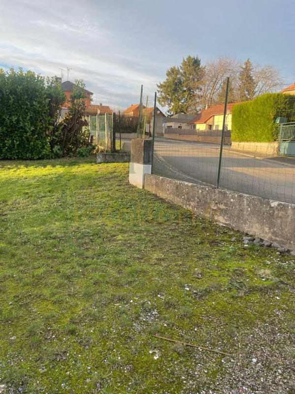 Parking / Garage - 112 m²