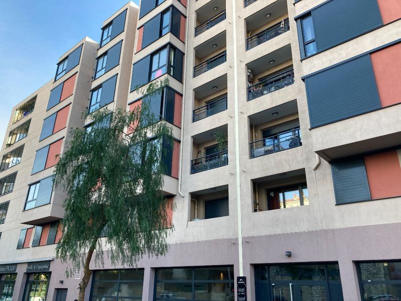 Studio - 25 m² - 1 pièce