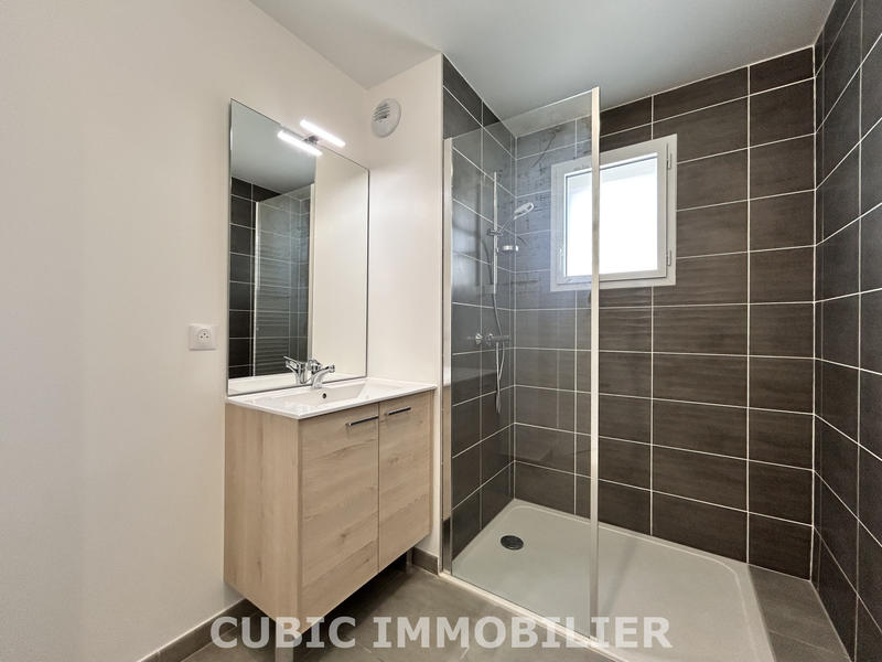 Appartement - 79 m² - 4 pièces