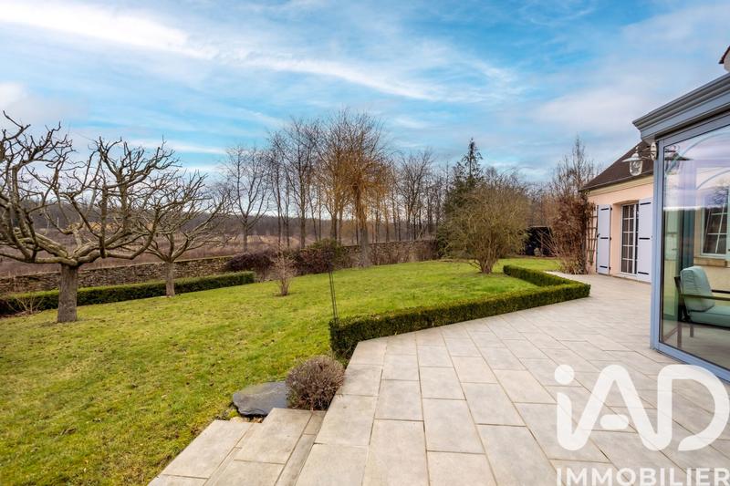 Maison - 206 m² - 8 pièces