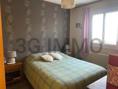 Maison traditionnelle - 80 m² - 4 pièces