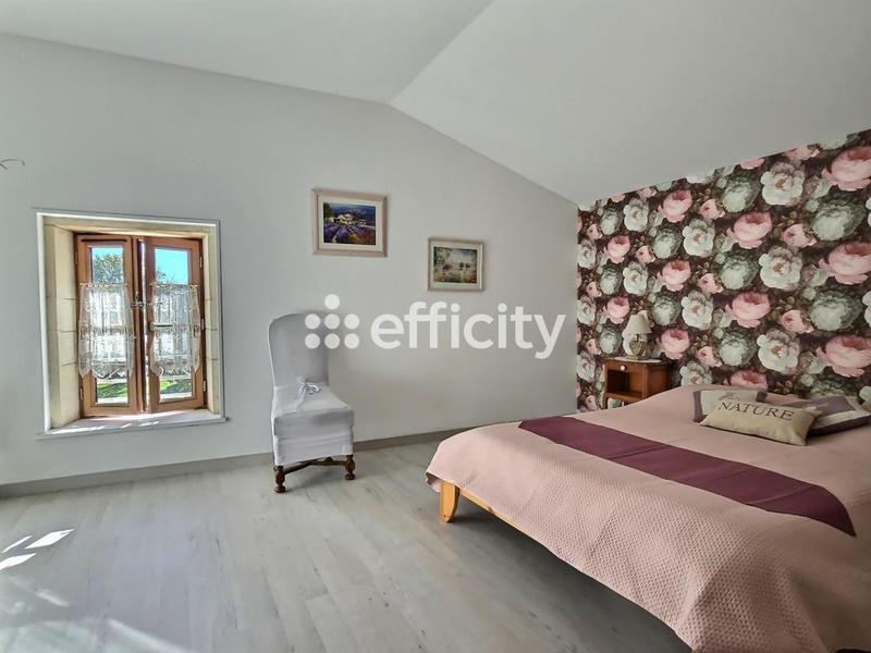 Maison - 204 m² - 6 pièces