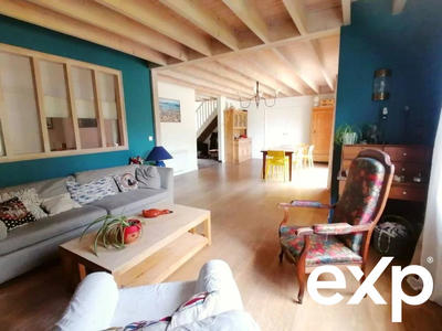 Maison traditionnelle - 190 m² - 7 pièces