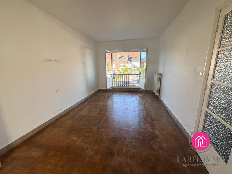 Maison - 220 m² - 9 pièces