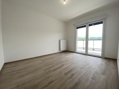 Appartement - 110 m² - 4 pièces