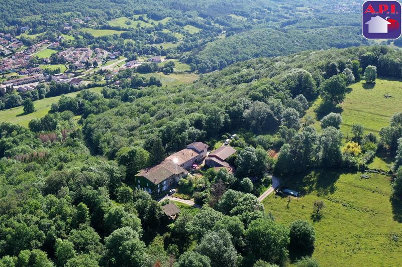 Propriété - 282 m² - 12 pièces