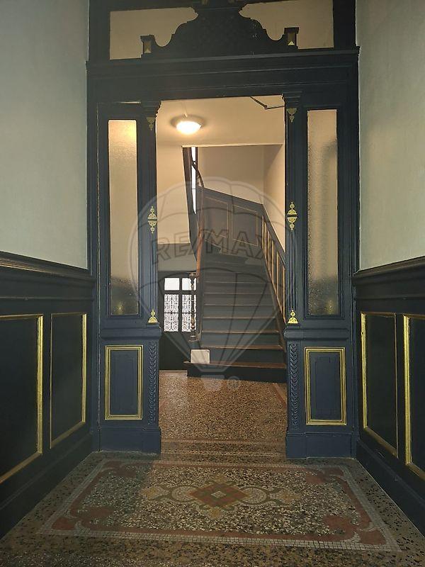 Appartement - 95 m² - 4 pièces