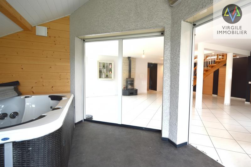 Villa - 183 m² - 7 pièces