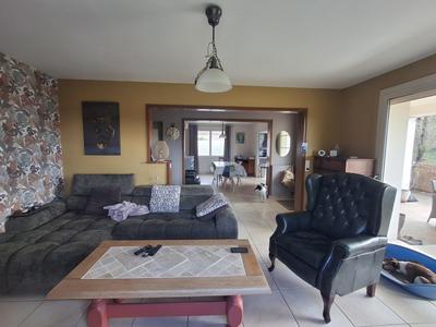 Maison traditionnelle - 158 m² - 8 pièces