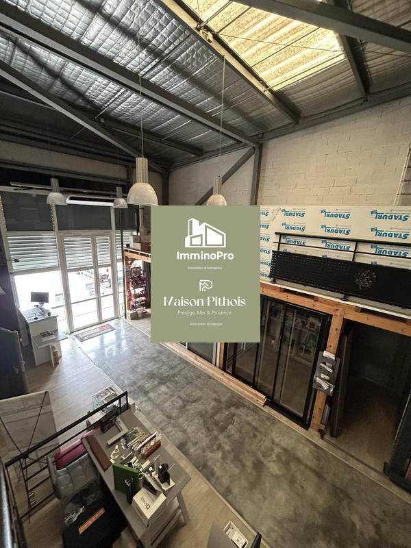 Local commercial - 225 m²