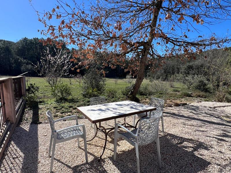 Maison chambre d'hôtes - 209 m² - 8 pièces