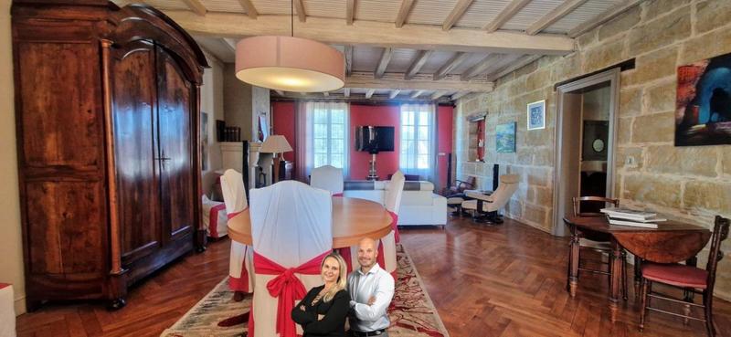 Maison - 303 m² - 8 pièces