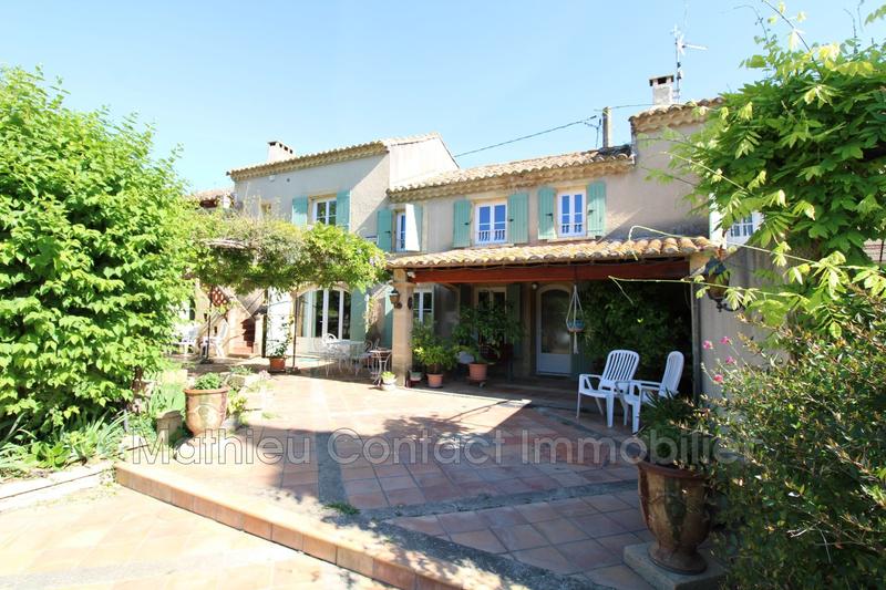 Mas - 230 m² - 7 pièces