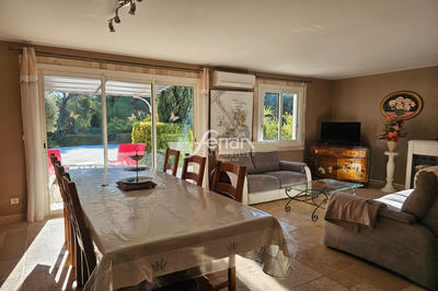 Maison - 129 m² - 6 pièces