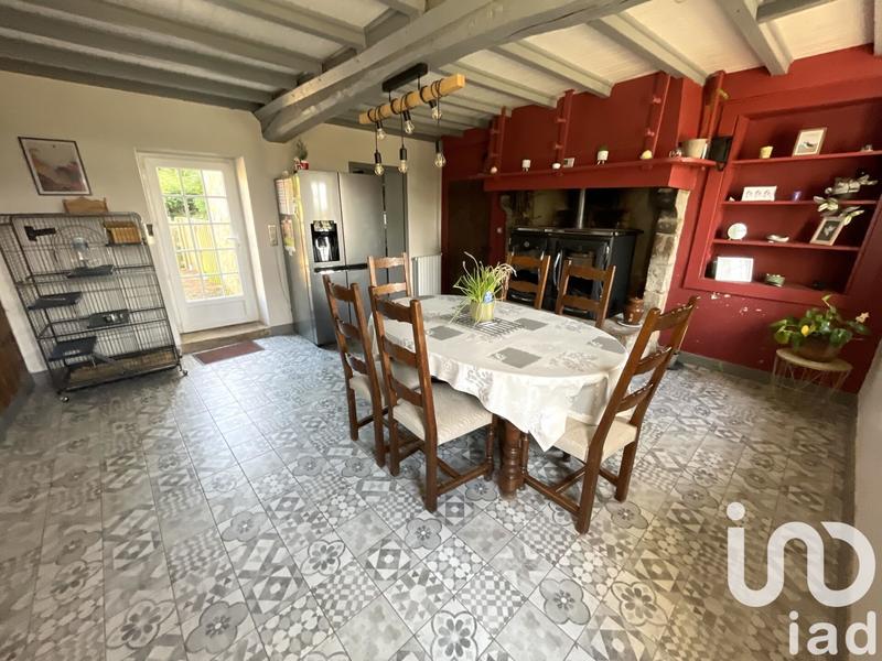 Maison - 200 m² - 7 pièces