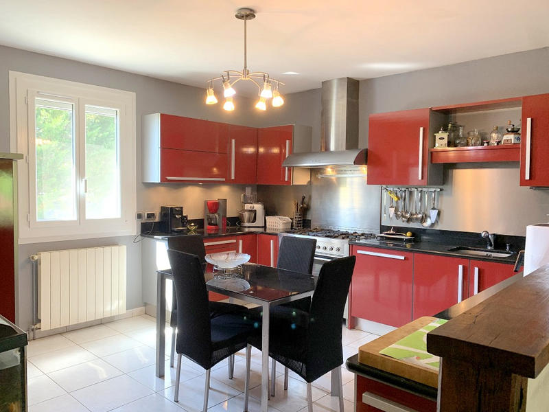 Maison - 142 m² - 5 pièces