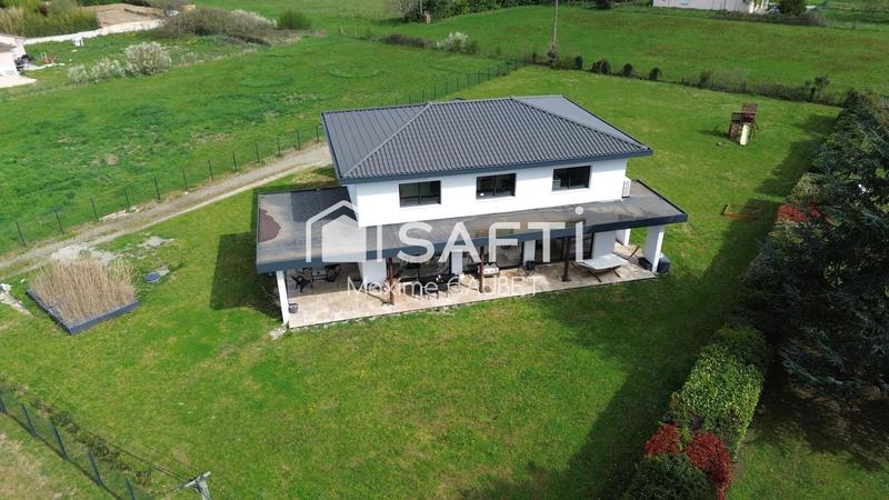 Maison - 182 m² - 5 pièces