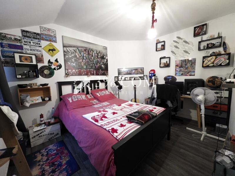 Maison - 92 m² - 5 pièces