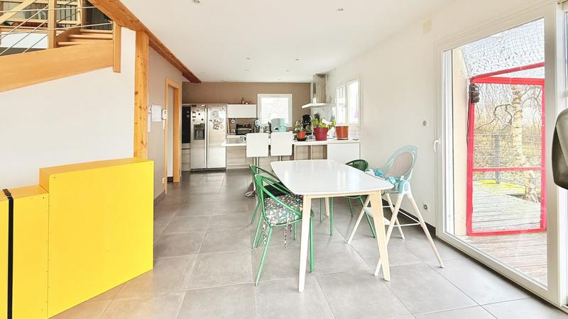 Maison - 190 m² - 7 pièces