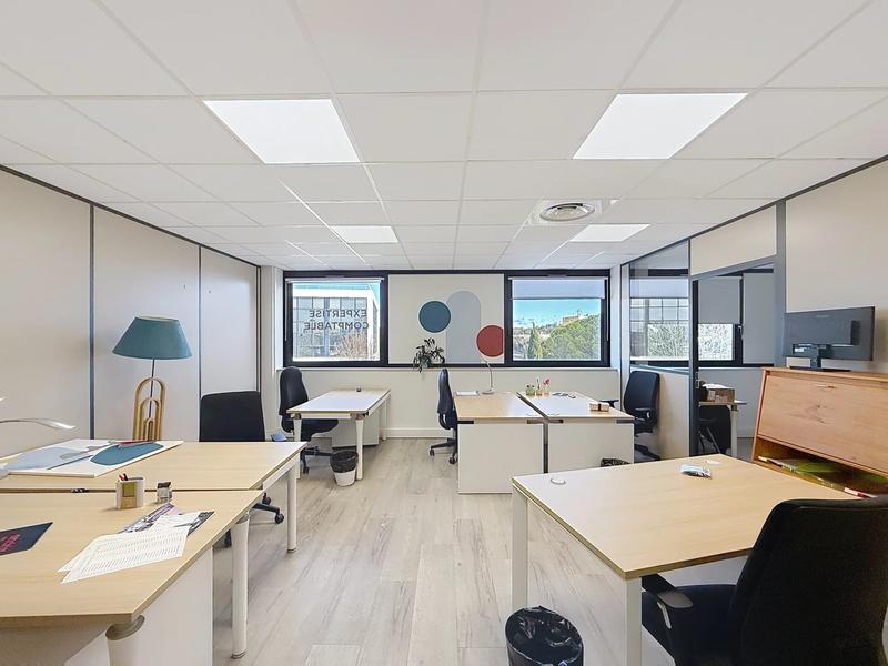 Bureau - 126 m²