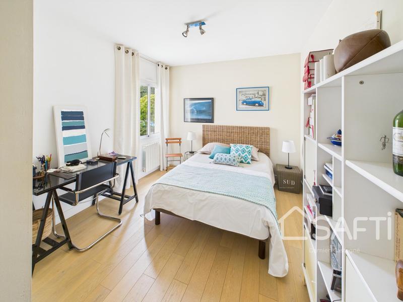 Villa - 245 m² - 7 pièces