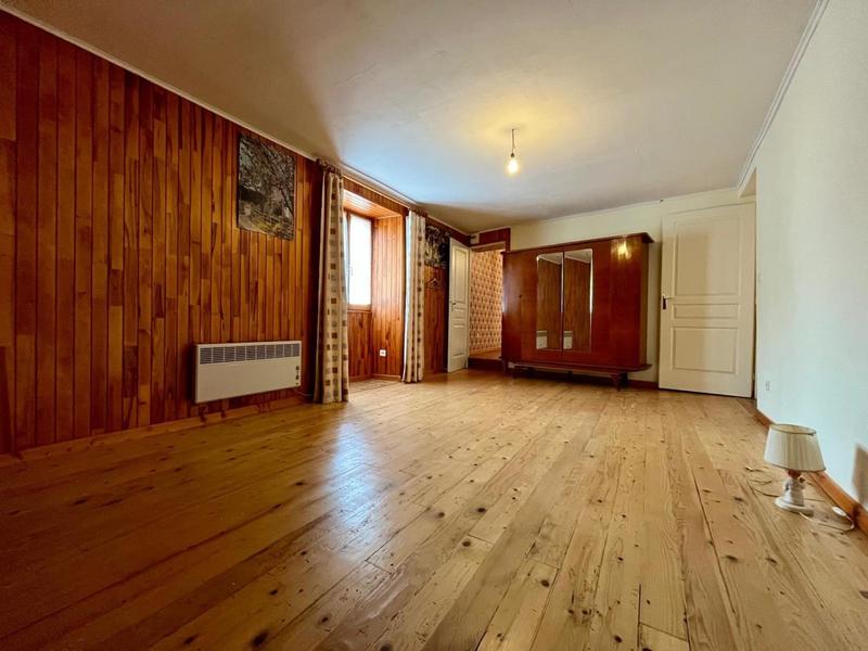 Maison - 137 m² - 5 pièces