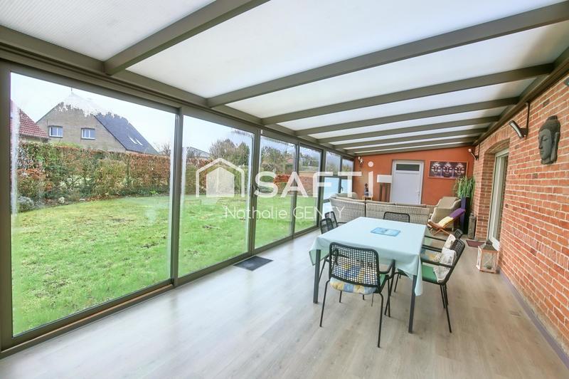 Maison - 195 m² - 9 pièces