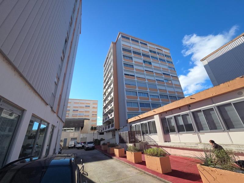 Appartement - 75 m² - 4 pièces