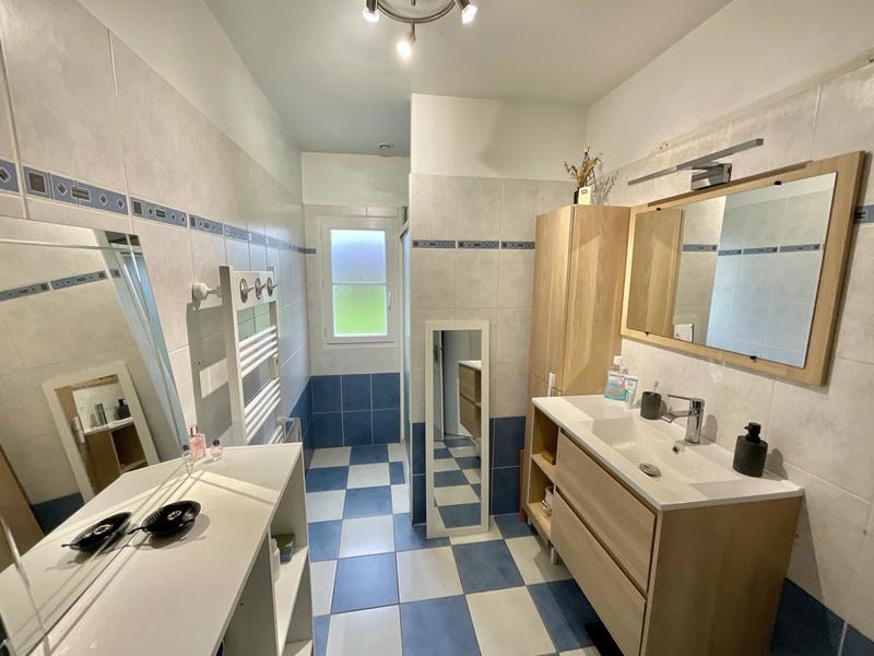 Maison - 106 m² - 6 pièces