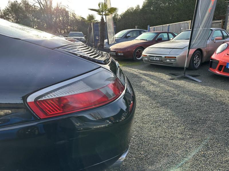 Porsche 996 Carrera 4