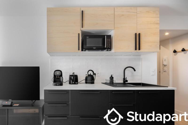 Chambre - 11 m² - 1 pièce