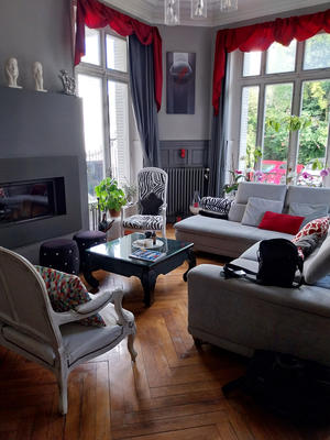 Propriété - 523 m² - 10 pièces