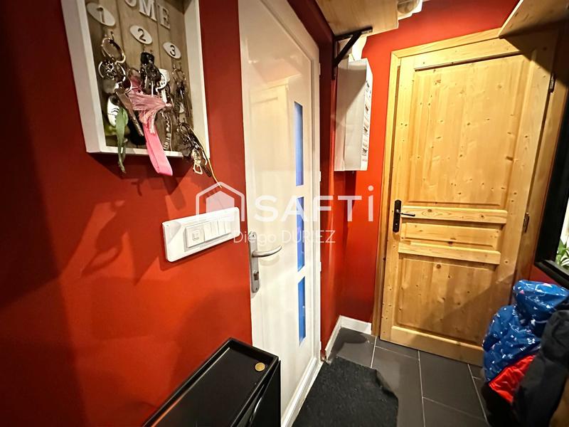 Maison - 95 m² - 5 pièces