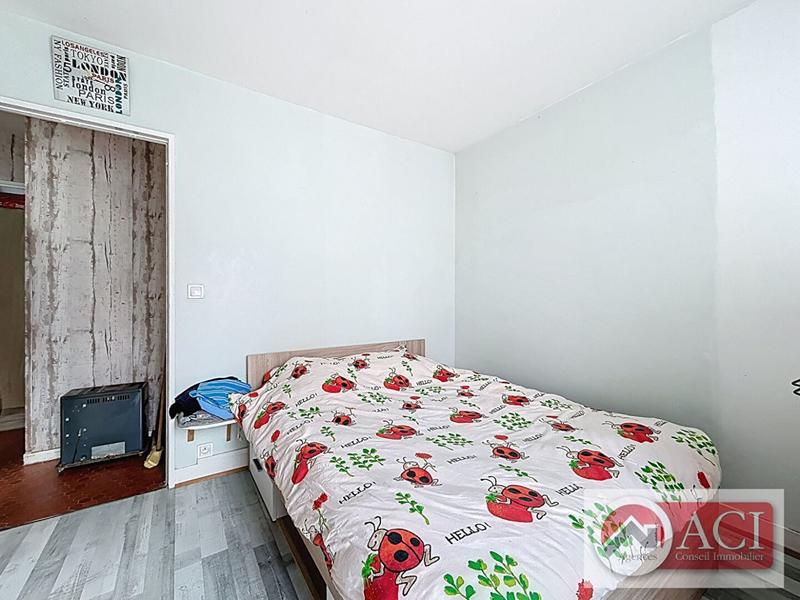 Maison - 94 m² - 5 pièces