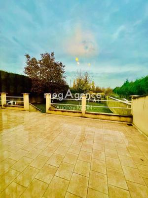 Maison de ville - 145 m² - 6 pièces