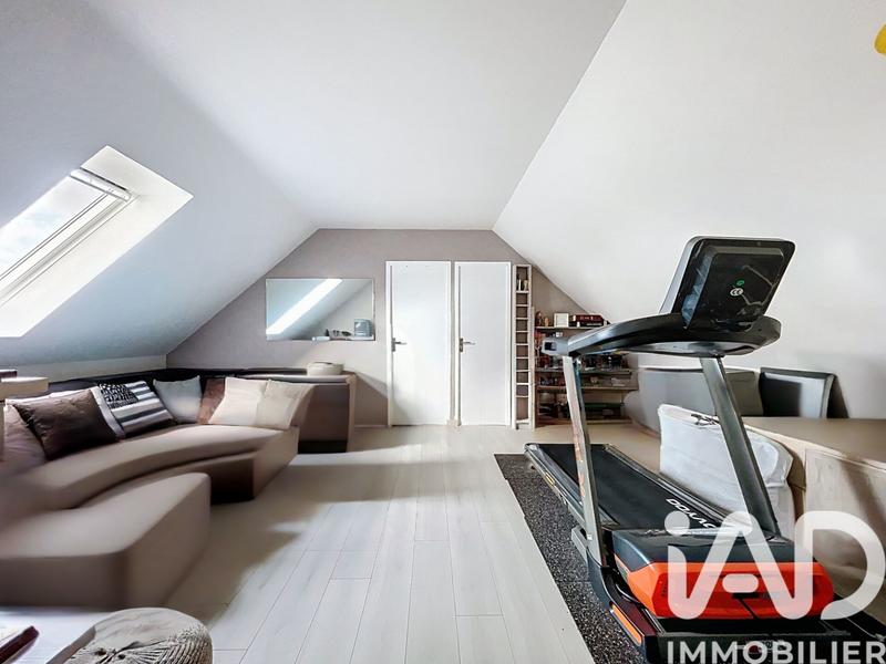 Maison - 193 m² - 7 pièces