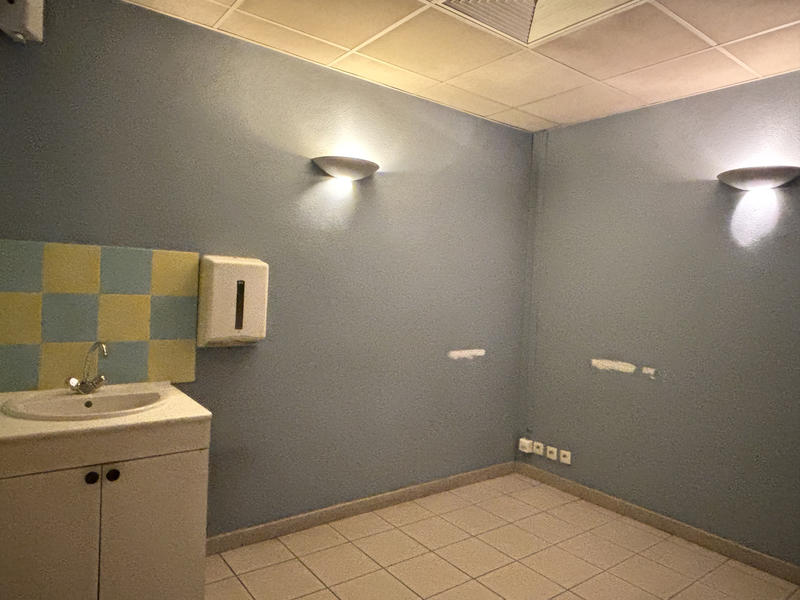 Local commercial - 265 m²