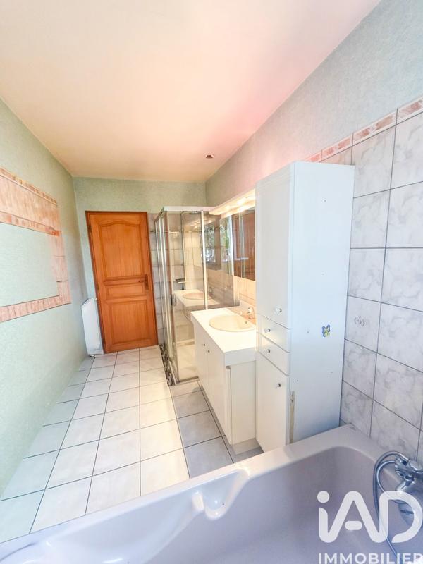 Maison - 136 m² - 6 pièces