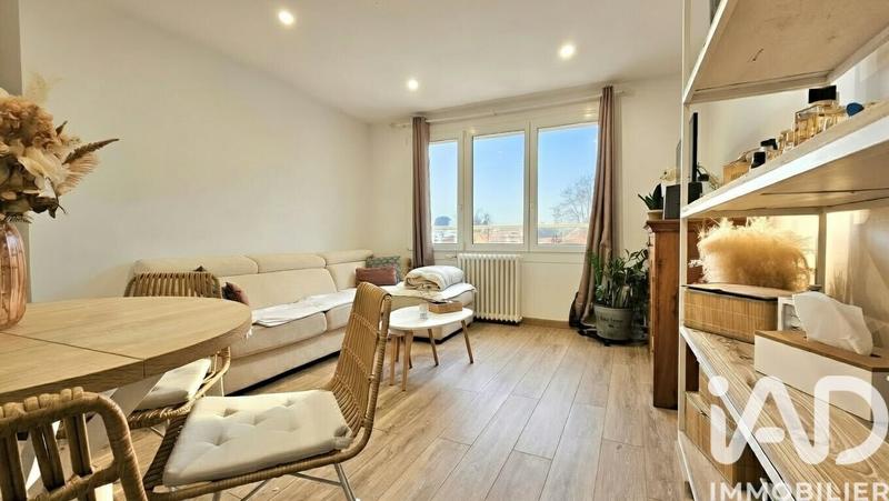 Appartement - 55 m² - 3 pièces