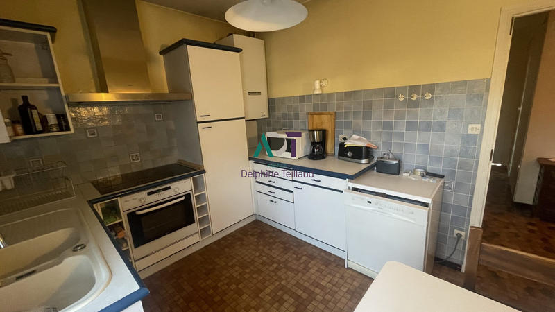 Maison - 121 m² - 6 pièces