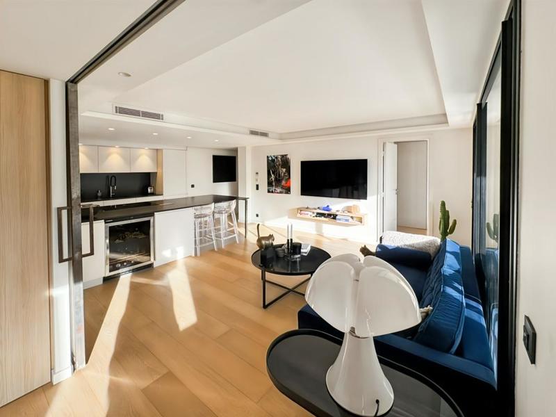 Appartement - 81 m² - 5 pièces