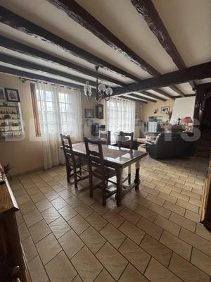 Maison - 140 m² - 7 pièces
