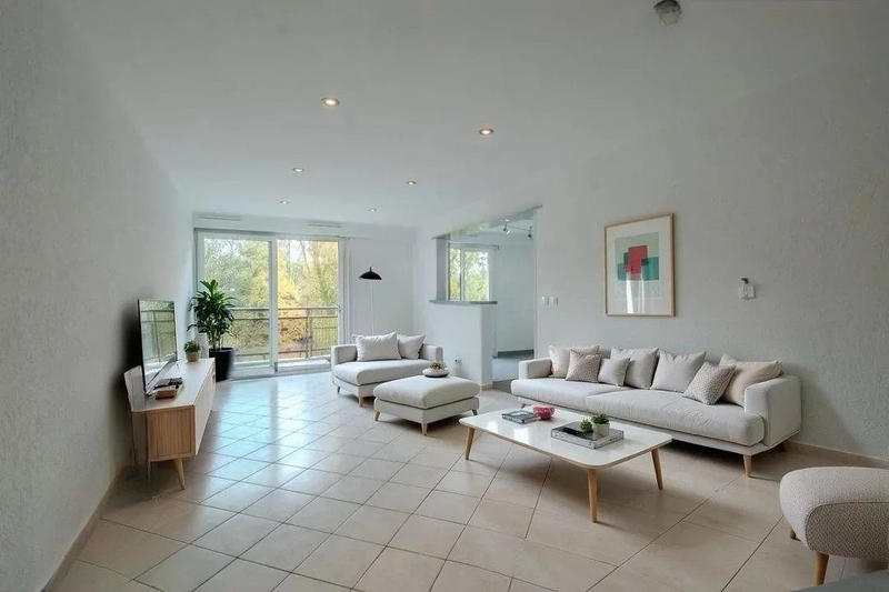 Appartement - 84 m² - 4 pièces