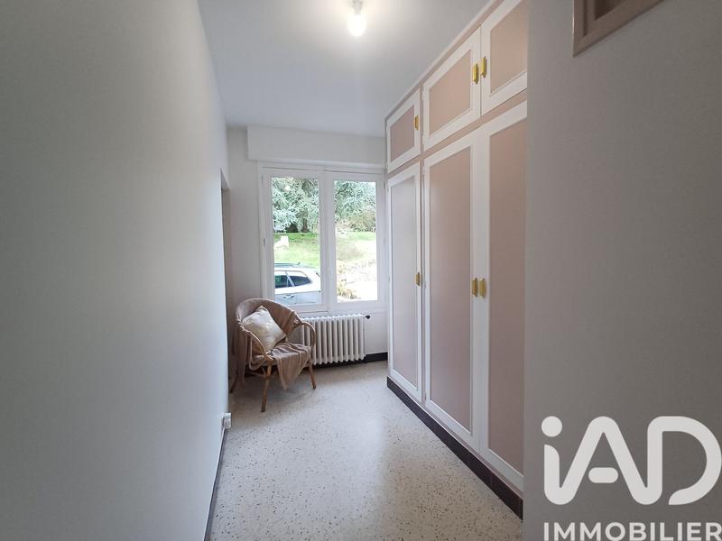 Maison - 199 m² - 7 pièces