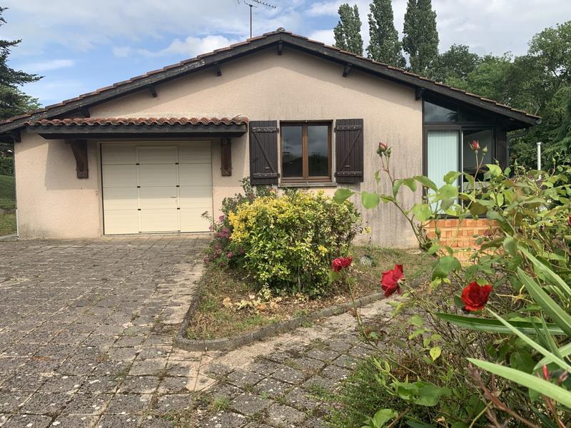 Maison - 95 m² - 4 pièces