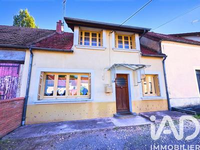 Maison - 99 m² - 4 pièces