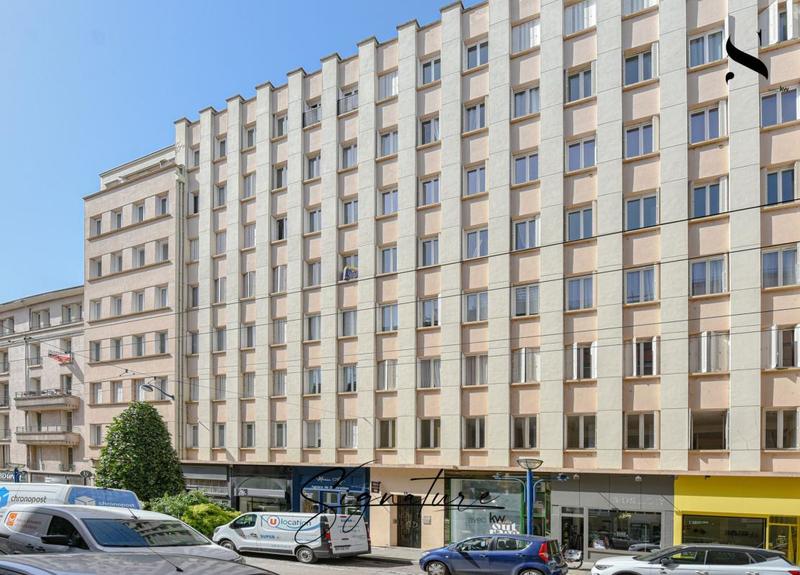 Appartement - 94 m² - 4 pièces