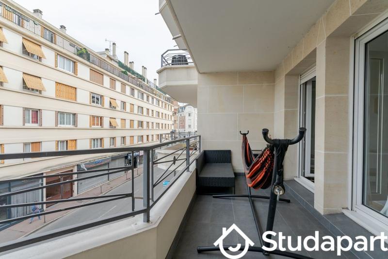 Chambre - 104 m² - 1 pièce