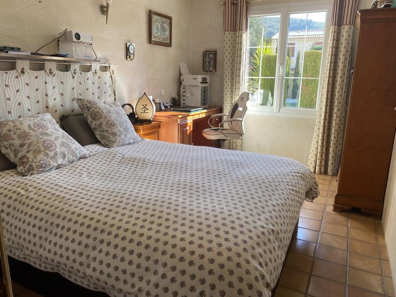 Villa - 95 m² - 4 pièces