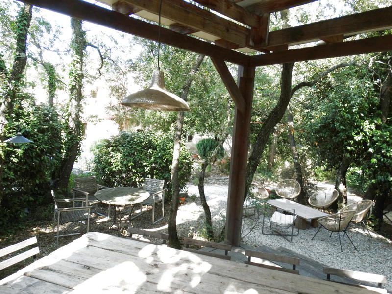 Maison - 240 m² - 7 pièces